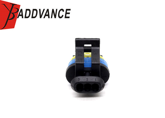 Waterproof Female 3 Pin  GT 150 Series Connector Housing For GM 15336029